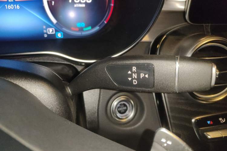 Used Mercedes-Benz C-Class 2019 C 260 Coupe Gear Lever