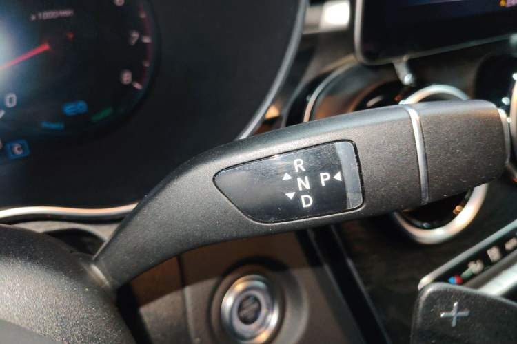 Used Mercedes-Benz C-Class 2019 C 260 L Sport Edition Gear Lever