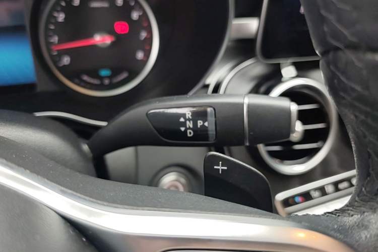 Used Mercedes-Benz C-Class 2019 C 260 L Sport Edition Gear Lever