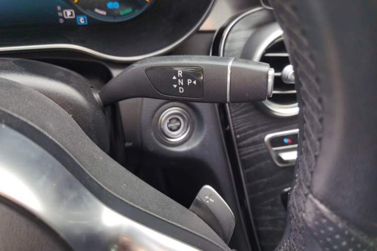 Used Mercedes-Benz C-Class 2019 C 260 Coupe Gear Lever