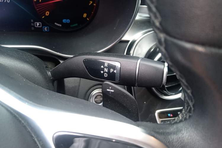Used Mercedes-Benz C-Class 2019 Restyled C 260 L Sport Edition Gear Lever