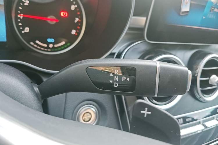 Used Mercedes-Benz C-Class 2019 C 260 L Sport Edition Gear Lever