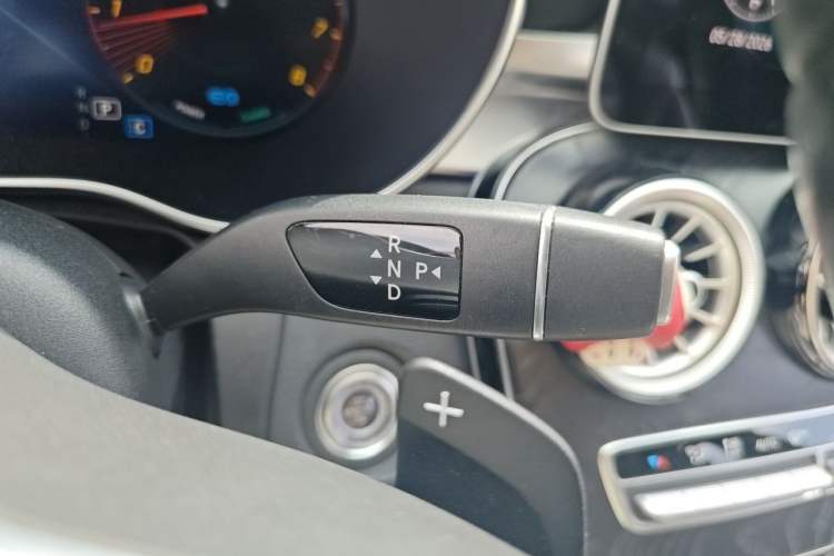 Used Mercedes-Benz C-Class 2019 C 260 L Sport Edition Gear Lever