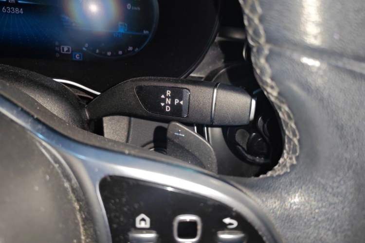 Used Mercedes-Benz C-Class 2019 Restyled C 260 L Sport Edition Gear Lever