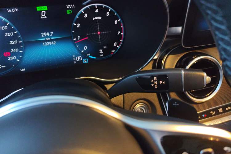Used Mercedes-Benz C-Class 2019 C 260 L Sport Edition Gear Lever