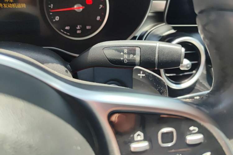 Used Mercedes-Benz C-Class 2019 C 180 L Fashion Edition Sport Version Gear Lever