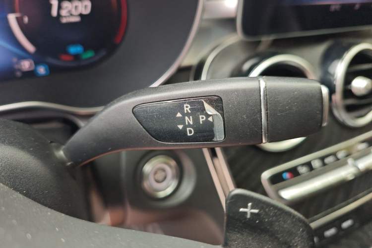 Used Mercedes-Benz C-Class 2019 C 260 L Sport Edition Gear Lever