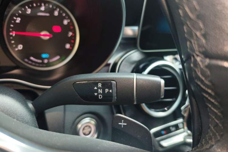 Used Mercedes-Benz C-Class 2019 C 260 L Sport Edition Gear Lever