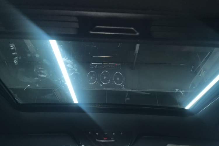 Used Mercedes-Benz C-Class 2019 C 260 Sport Edition Headliner