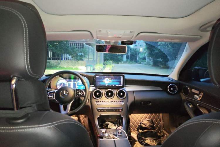 Used Mercedes-Benz C-Class 2019 Restyled C 260 L Sport Edition Headliner