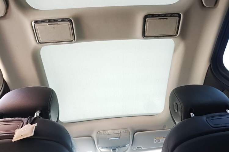 Used Mercedes-Benz C-Class 2019 C 260 L Sport Edition Headliner
