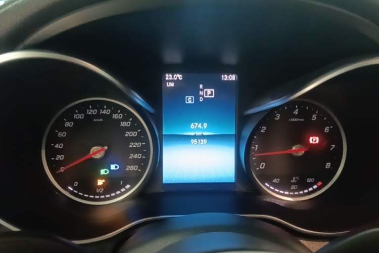 Used Mercedes-Benz C-Class 2019 C 180 L Fashion Edition Sport Version Instrument Cluster