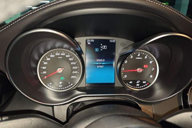 Used Mercedes-Benz C-Class 2019 C 180 L Fashion Edition Sport Version Instrument Cluster
