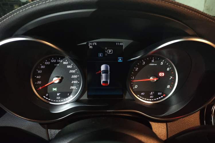 Used Mercedes-Benz C-Class 2019 C 180 L Fashion Edition Sport Version Instrument Cluster