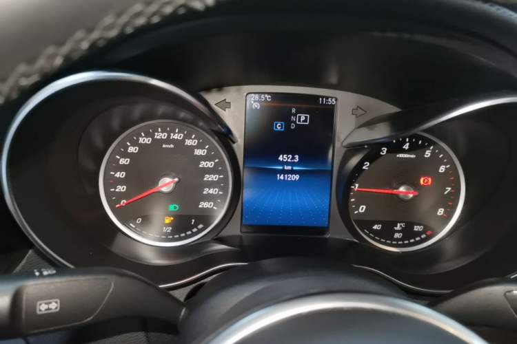 Used Mercedes-Benz C-Class 2019 C 180 L Fashion Edition Sport Version Instrument Cluster