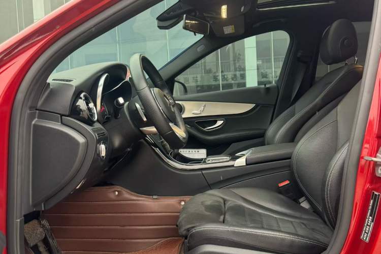Used Mercedes-Benz C-Class 2019 C 260 Sport Edition Interior 2