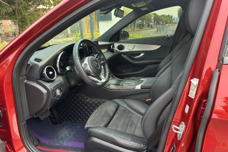 Used Mercedes-Benz C-Class 2019 C 260 Sport Edition Interior 3