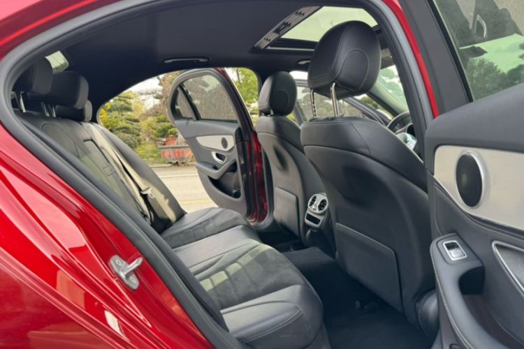 Used Mercedes-Benz C-Class 2019 C 260 Sport Edition Interior 3