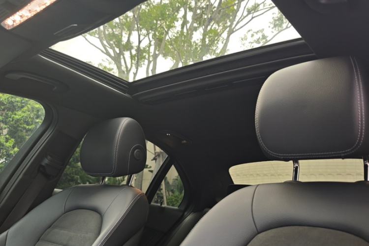 Used Mercedes-Benz C-Class 2019 C 260 Sport Edition Interior 3