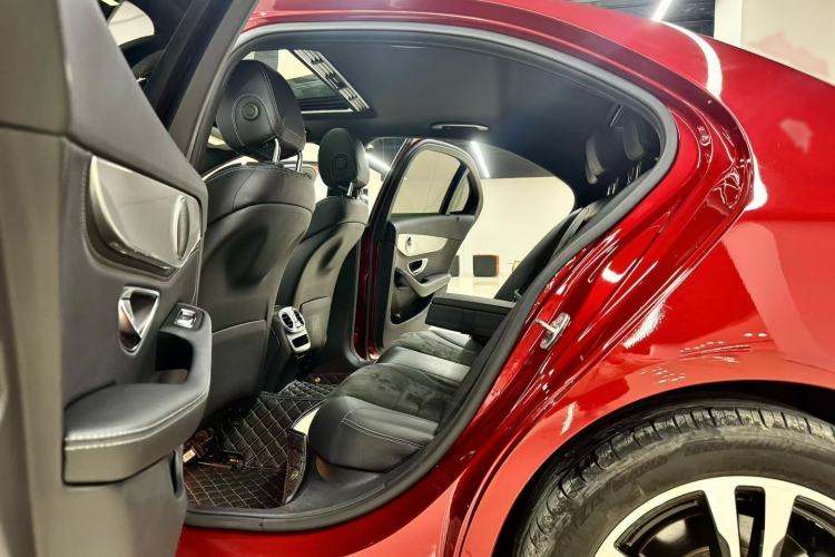 Used Mercedes-Benz C-Class 2019 C 260 Sport Edition Interior 3