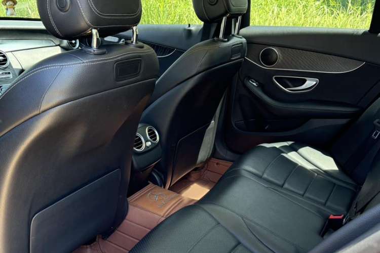 Used Mercedes-Benz C-Class 2019 C 260 Estate Interior 3