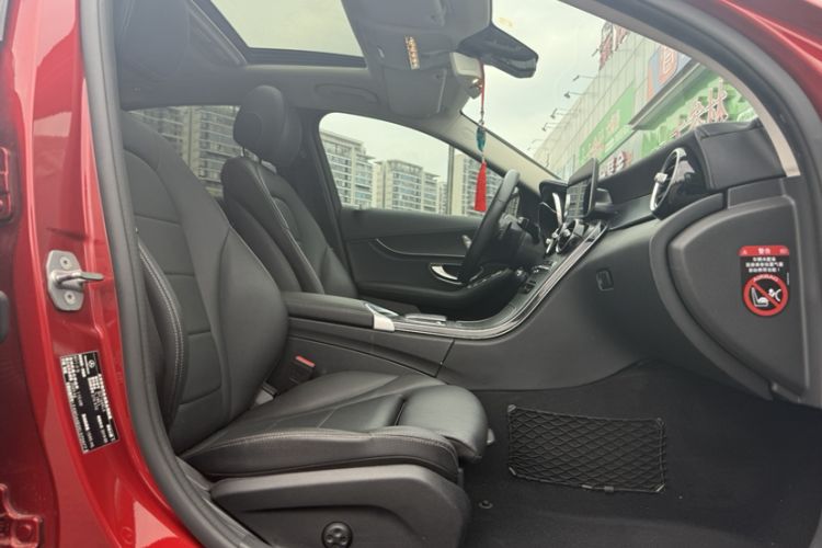 Used Mercedes-Benz C-Class 2019 C 180 L Fashion Edition Sport Version Interior 5