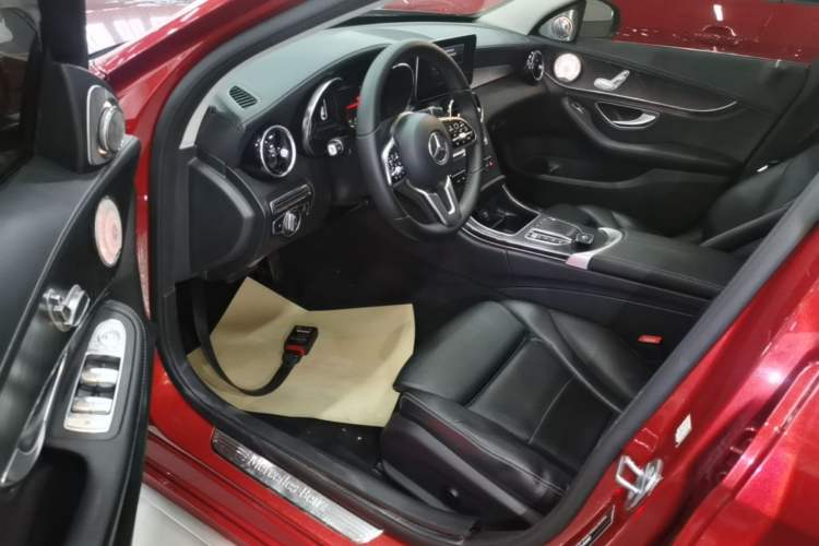 Used Mercedes-Benz C-Class 2019 C 180 L Fashion Edition Sport Version Left Front Seat
