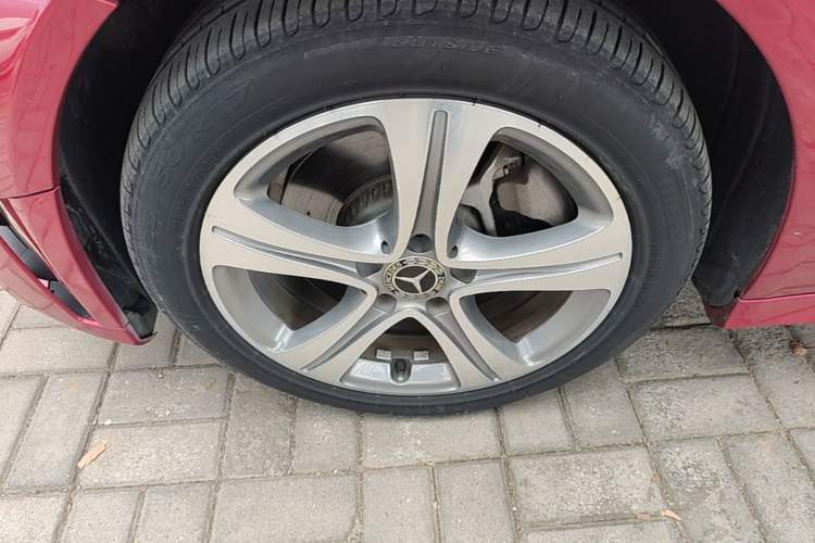 Used Mercedes-Benz C-Class 2019 C 260 L Sport Edition Left Front Wheel Hub