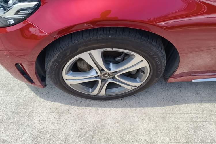 Used Mercedes-Benz C-Class 2019 Restyled C 260 L Sport Edition Left Front Wheel Hub