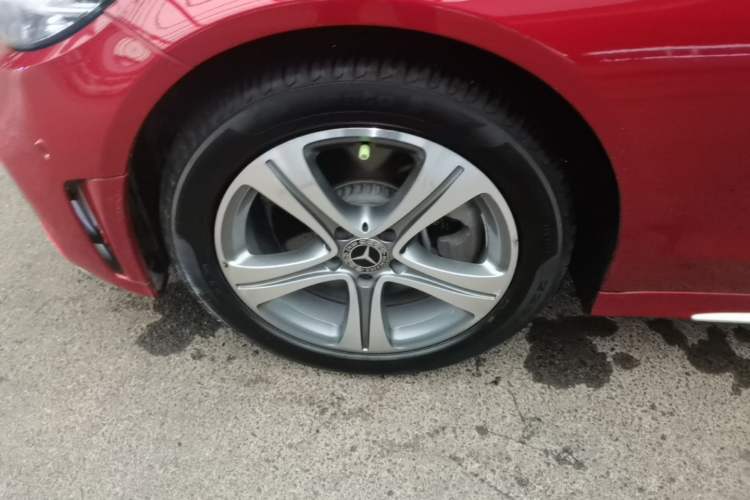 Used Mercedes-Benz C-Class 2019 Restyled C 260 L Sport Edition Left Front Wheel Hub