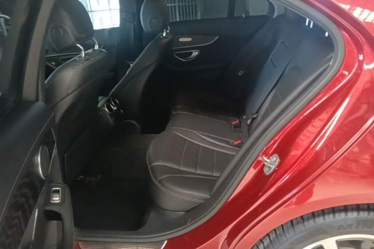 Used Mercedes-Benz C-Class 2019 C 180 L Fashion Edition Sport Version Left Rear Seat