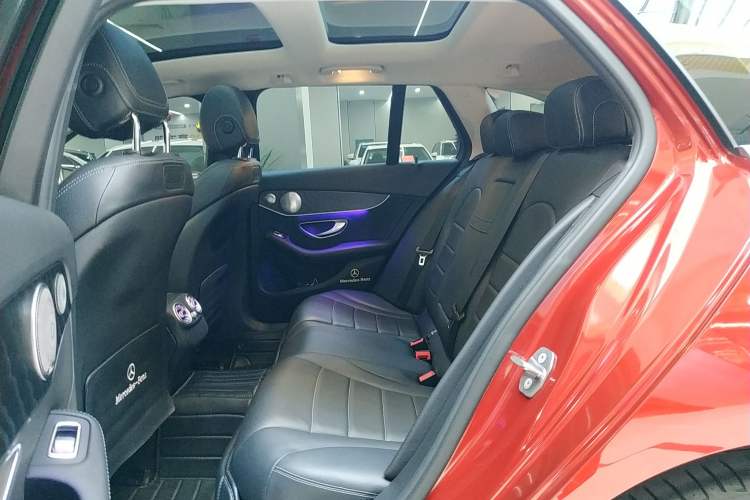 Used Mercedes-Benz C-Class 2019 C 260 Estate Left Rear Seat