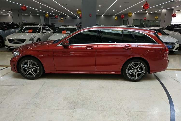 Used Mercedes-Benz C-Class 2019 C 260 Estate Left Side