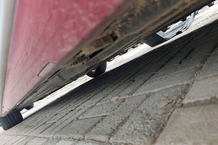 Used Mercedes-Benz C-Class 2019 C 260 L Sport Edition Left Side Sill