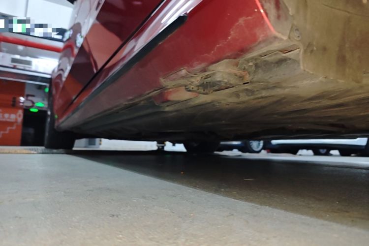 Used Mercedes-Benz C-Class 2019 C 260 Sport Edition Left Side Sill
