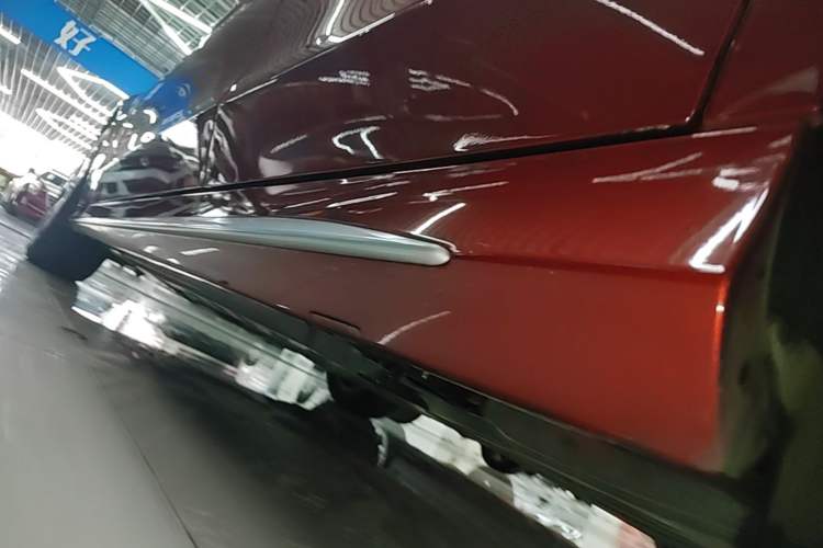 Used Mercedes-Benz C-Class 2019 Restyled C 260 L Sport Edition Left Side Sill