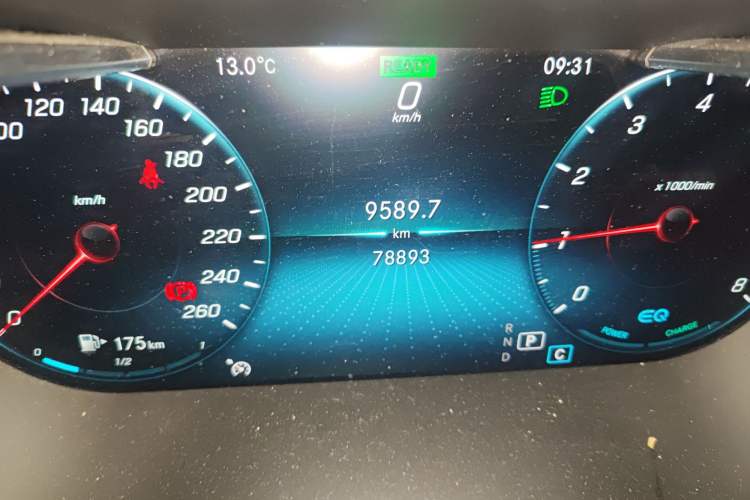 Used Mercedes-Benz C-Class 2019 C 260 Coupe Odometer Close Up