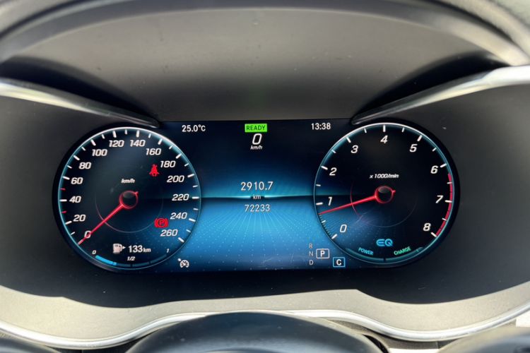 Used Mercedes-Benz C-Class 2019 C 260 Estate Odometer Close Up