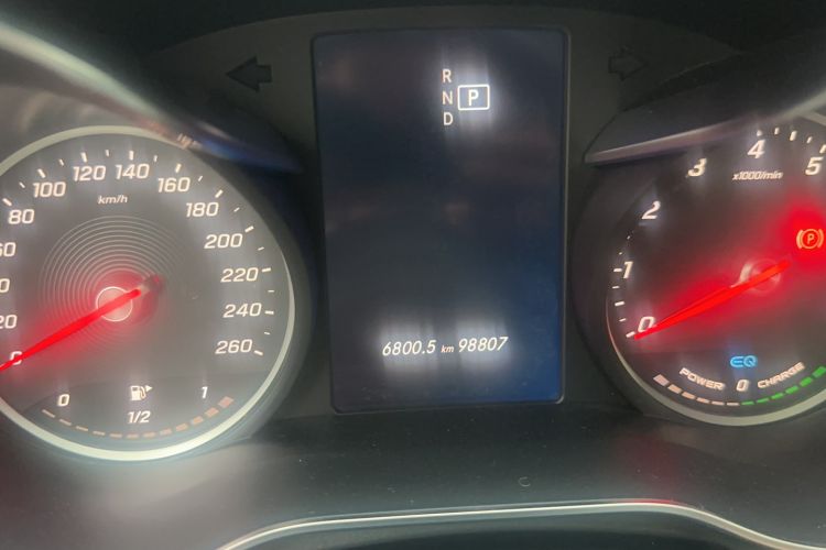 Used Mercedes-Benz C-Class 2019 C 260 L Sport Edition Odometer Close Up