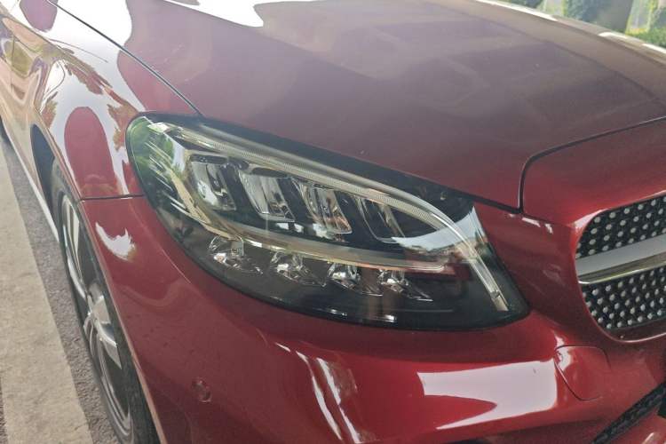Used Mercedes-Benz C-Class 2019 C 180 L Fashion Edition Sport Version Right Front Headlight
