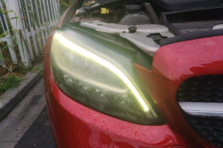 Used Mercedes-Benz C-Class 2019 Restyled C 260 L Sport Edition Right Front Headlight