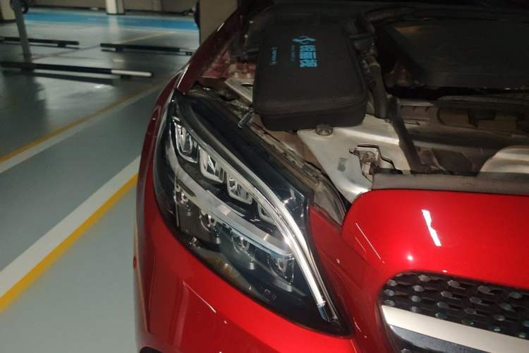 Used Mercedes-Benz C-Class 2019 C 260 Estate Right Front Headlight