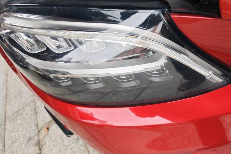 Used Mercedes-Benz C-Class 2019 Restyled C 260 L Sport Edition Right Front Headlight