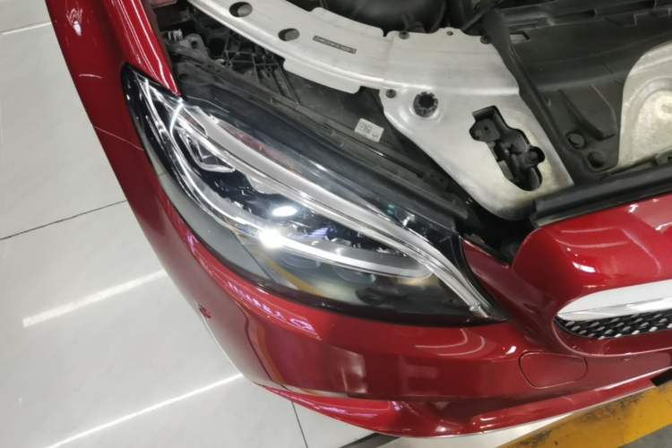 Used Mercedes-Benz C-Class 2019 Restyled C 260 L Sport Edition Right Front Headlight