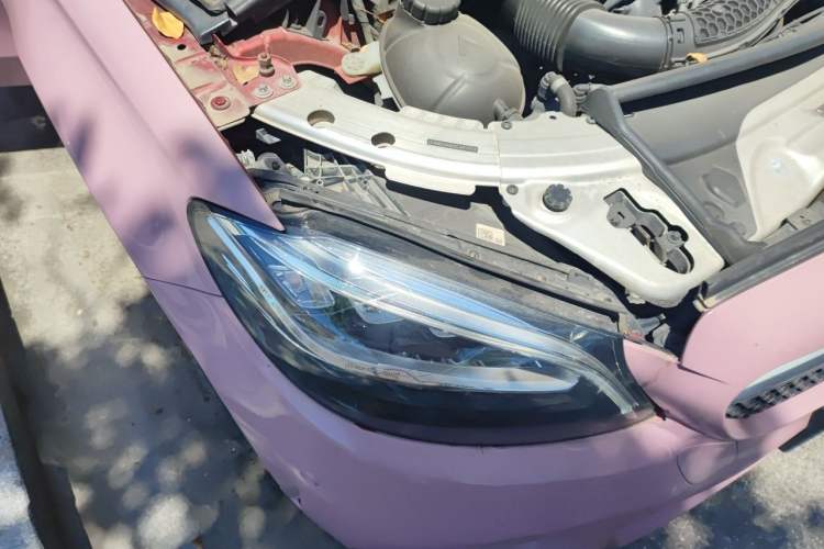 Used Mercedes-Benz C-Class 2019 C 180 L Fashion Edition Sport Version Right Front Headlight