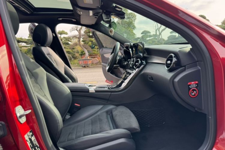 Used Mercedes-Benz C-Class 2019 C 260 Sport Edition Right Front Seat