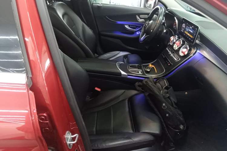 Used Mercedes-Benz C-Class 2019 C 260 L Sport Edition Right Front Seat