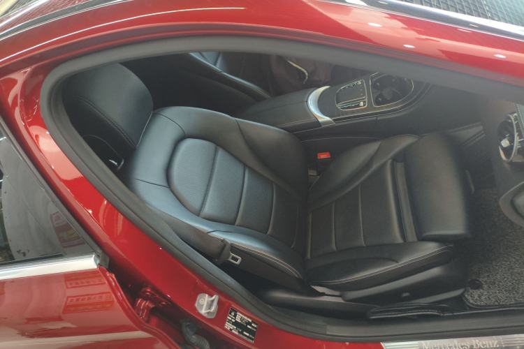 Used Mercedes-Benz C-Class 2019 C 180 L Dynamic Sports Edition Right Front Seat