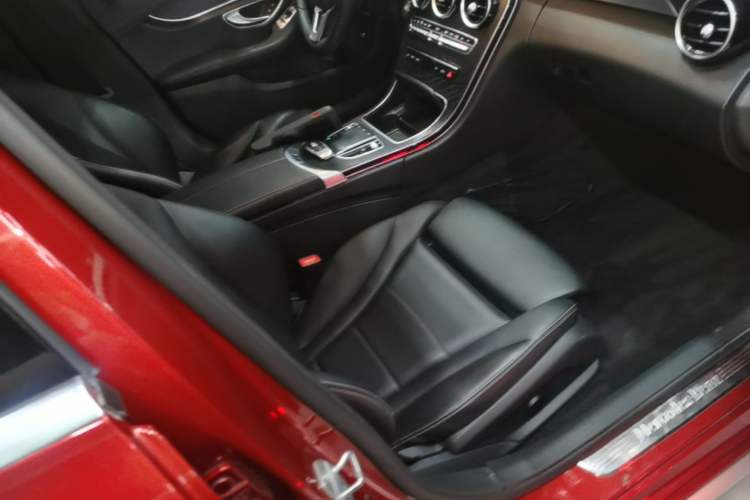 Used Mercedes-Benz C-Class 2019 C 180 L Fashion Edition Sport Version Right Front Seat