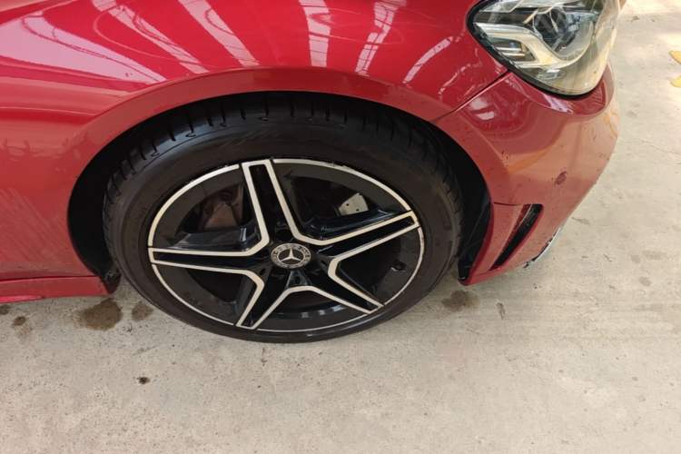Used Mercedes-Benz C-Class 2019 C 260 Coupe Right Front Wheel Hub